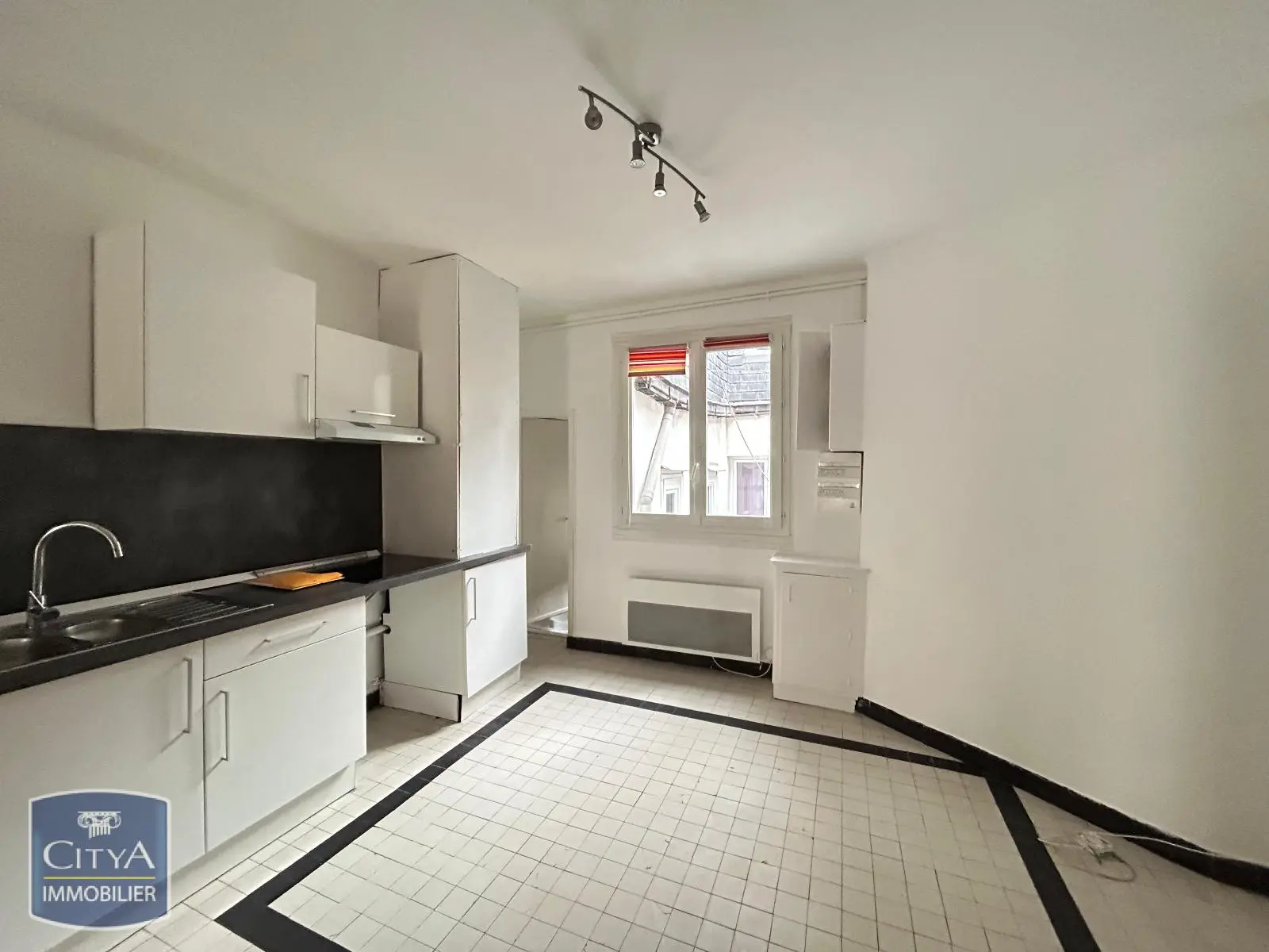 Photo 2 Appartement 2 pièces 58.81m²
