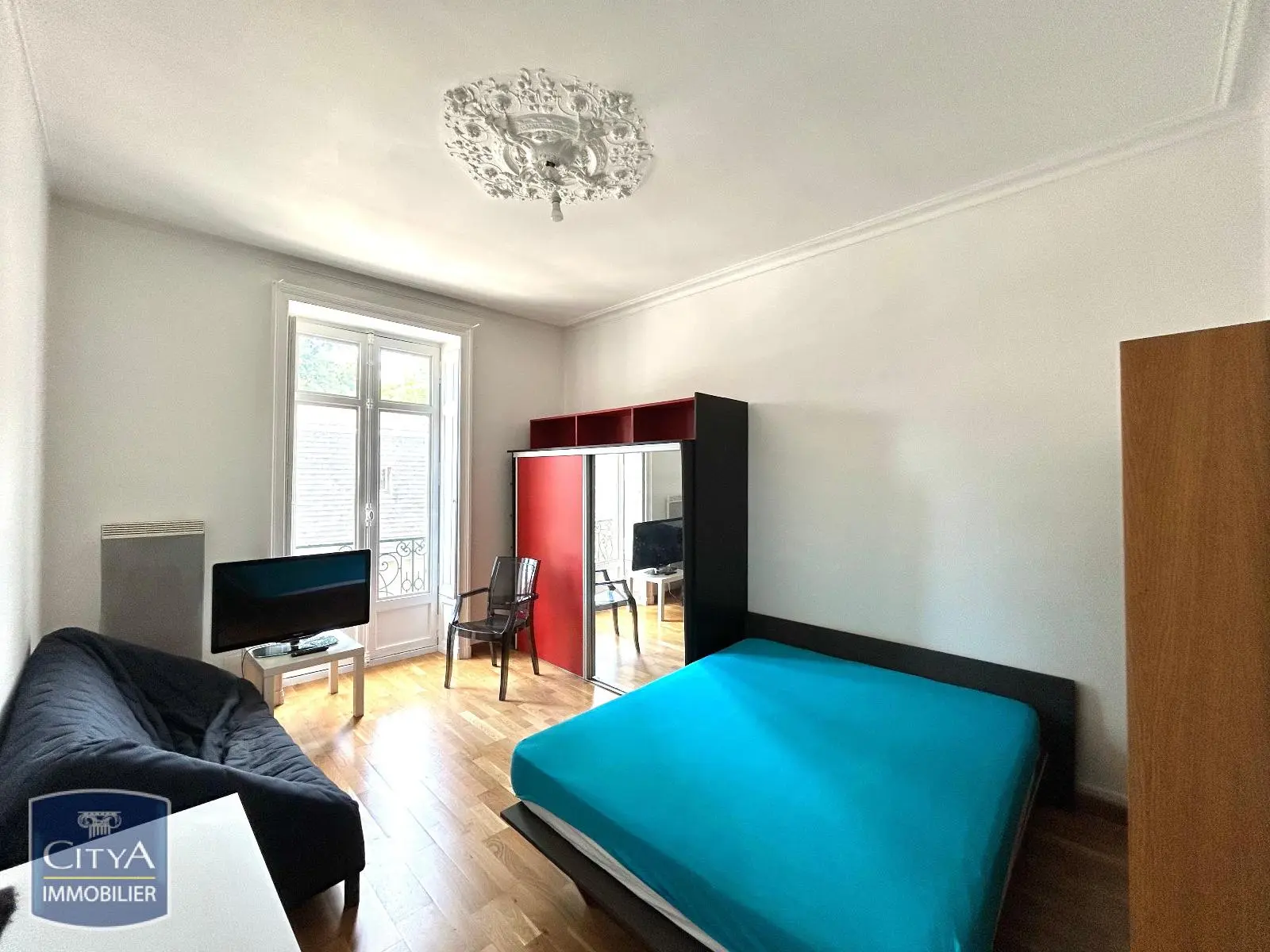 Photo 1 Appartement 1 pièce 33.91m²