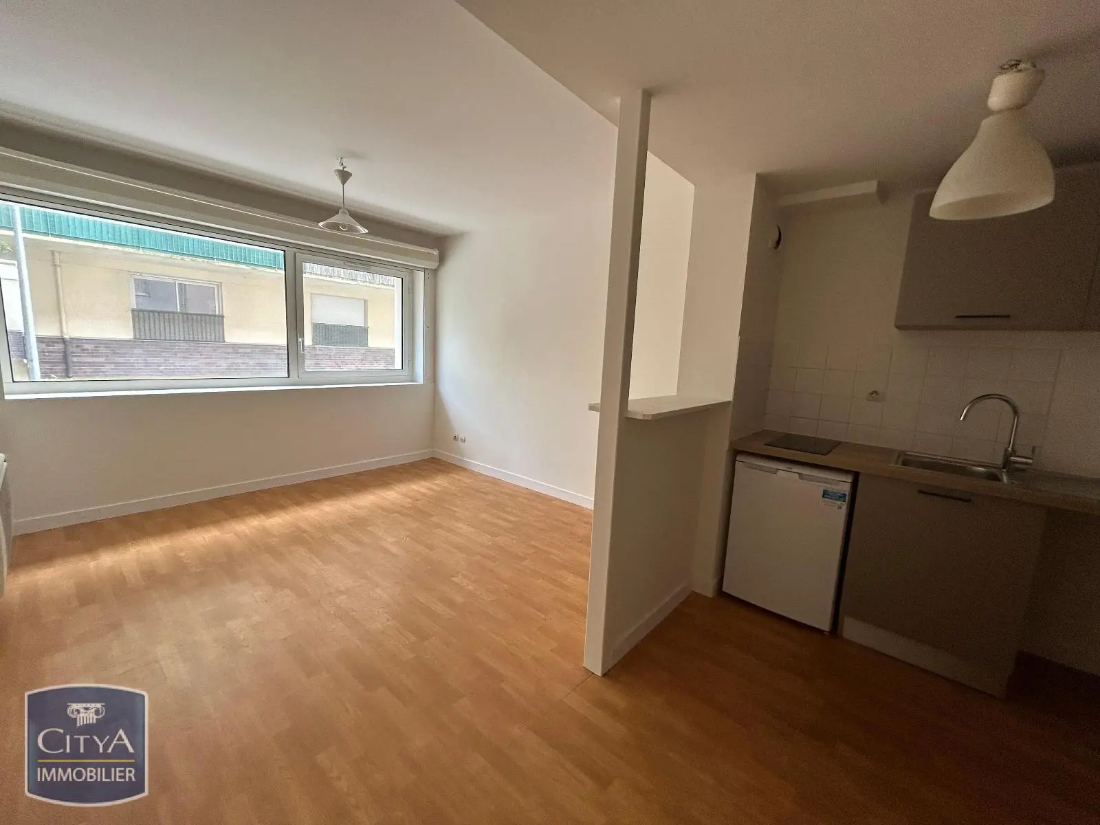 Photo 2 Appartement 1 pièce 25.67m²