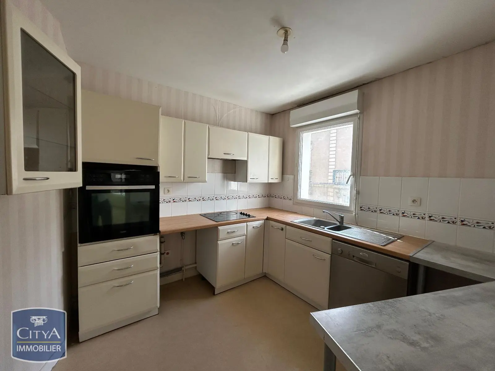 Photo 3 Appartement 4 pièces 80.49m²