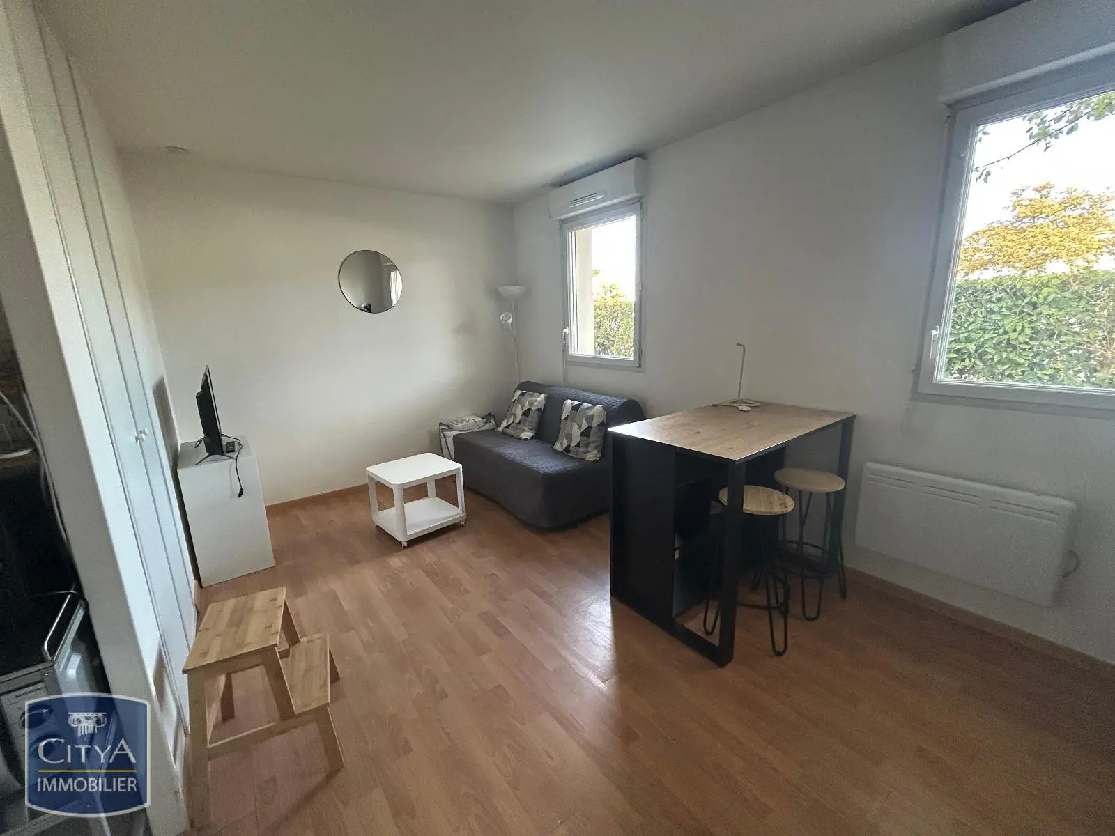 Photo 1 Appartement 1 pièce 21.75m²