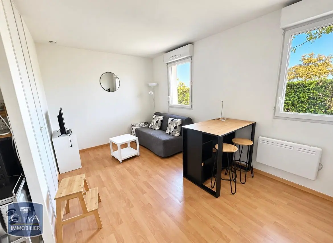Photo 2 Appartement 1 pièce 21.75m²
