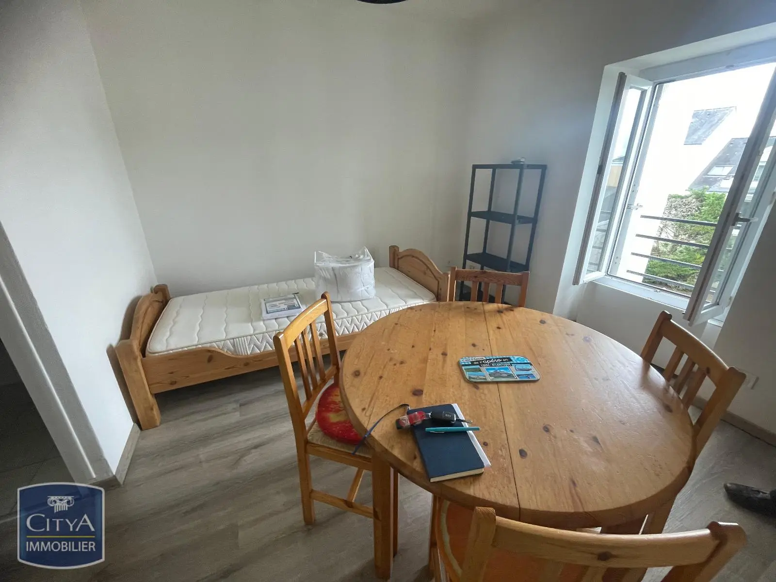 Photo 2 Appartement 1 pièce 15.98m²
