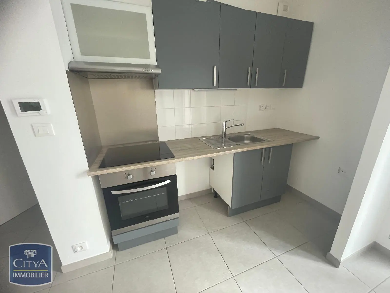 Photo 1 Appartement 1 pièce 25.03m²