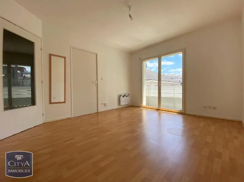Photo 3 Appartement 1 pièce 34.11m²