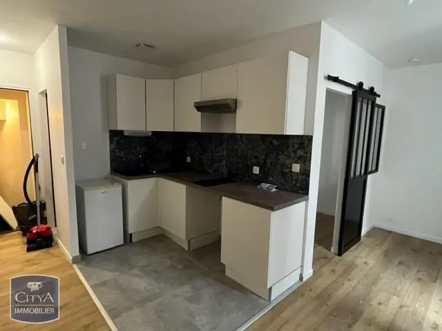 Photo 3 Appartement 1 pièce 28.29m²