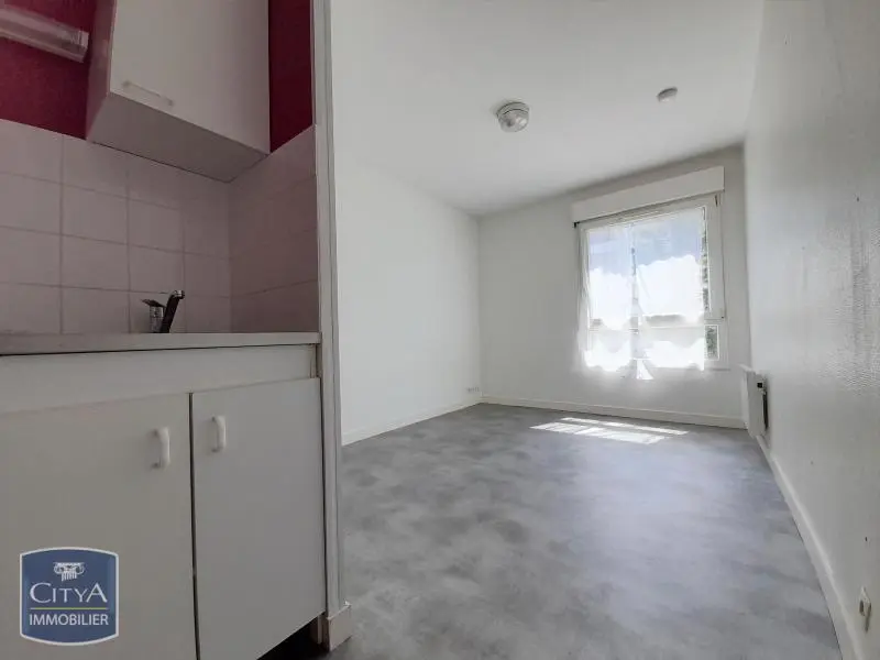 Photo 2 Appartement 1 pièce 18m²