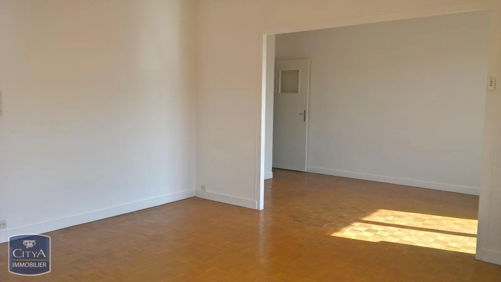 Photo 6 Appartement 5 pièces 91.43m²