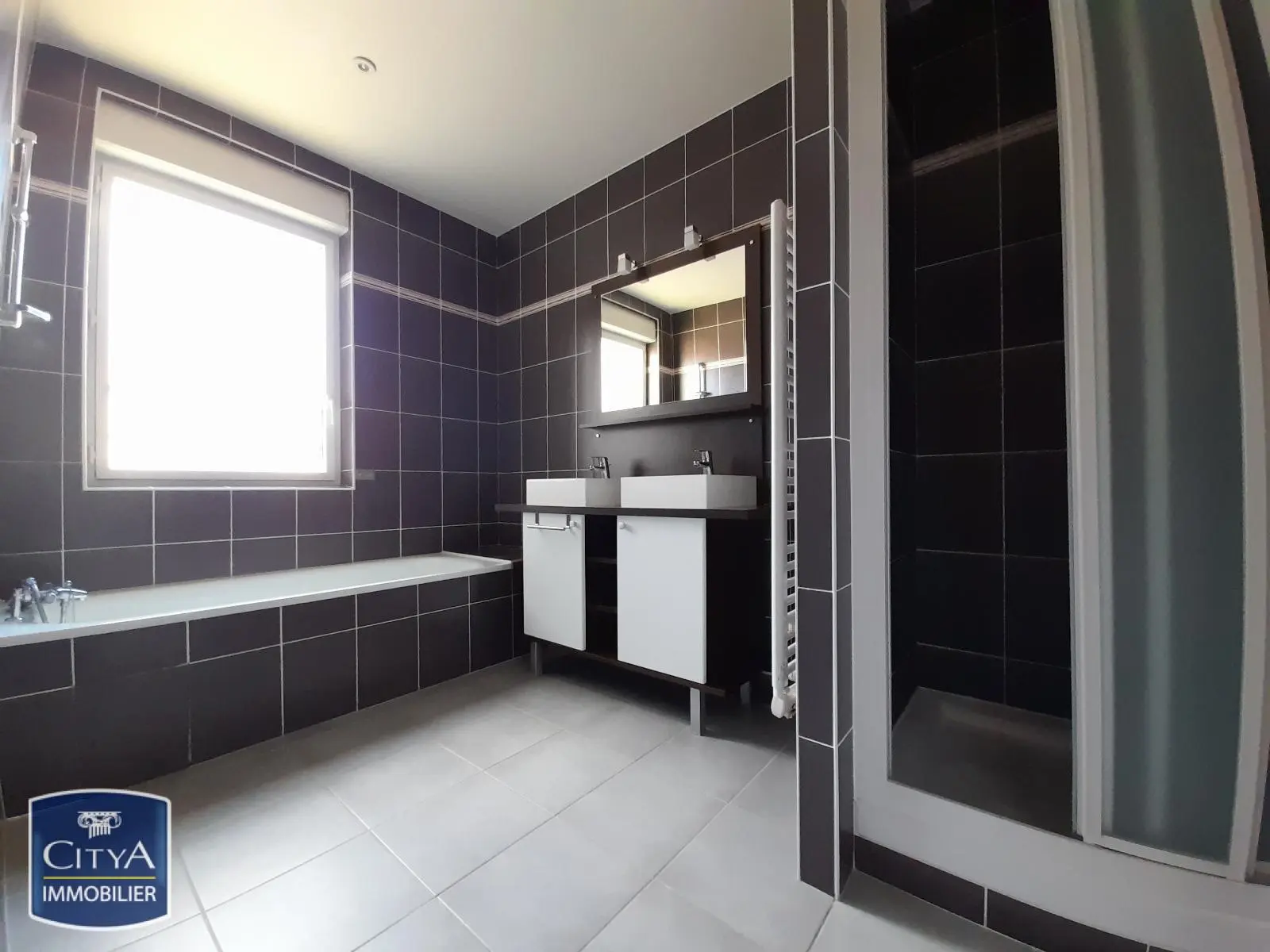 Photo 2 Appartement 5 pièces 146.7m²