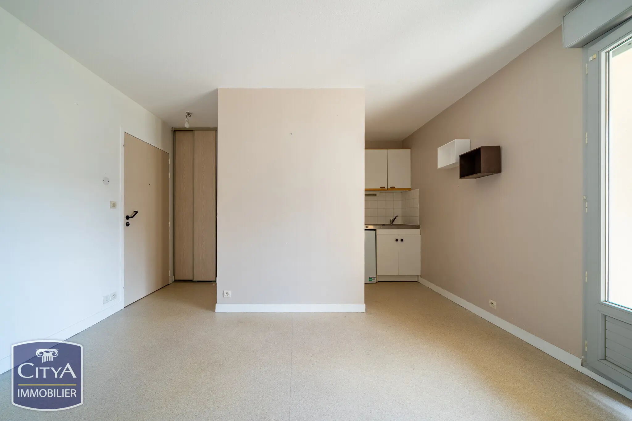 Photo 3 Appartement 1 pièce 19.32m²