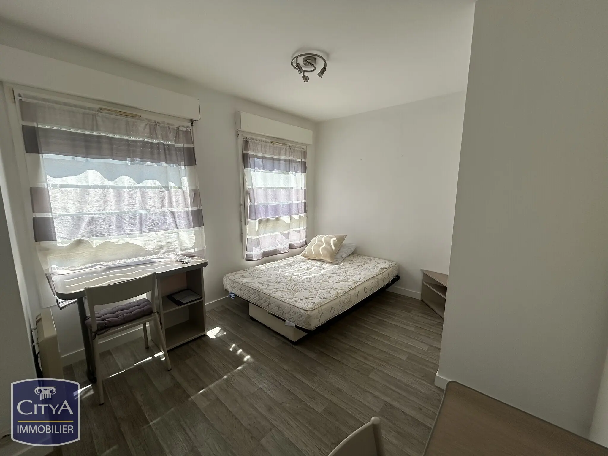 Photo 2 Appartement 1 pièce 18m²