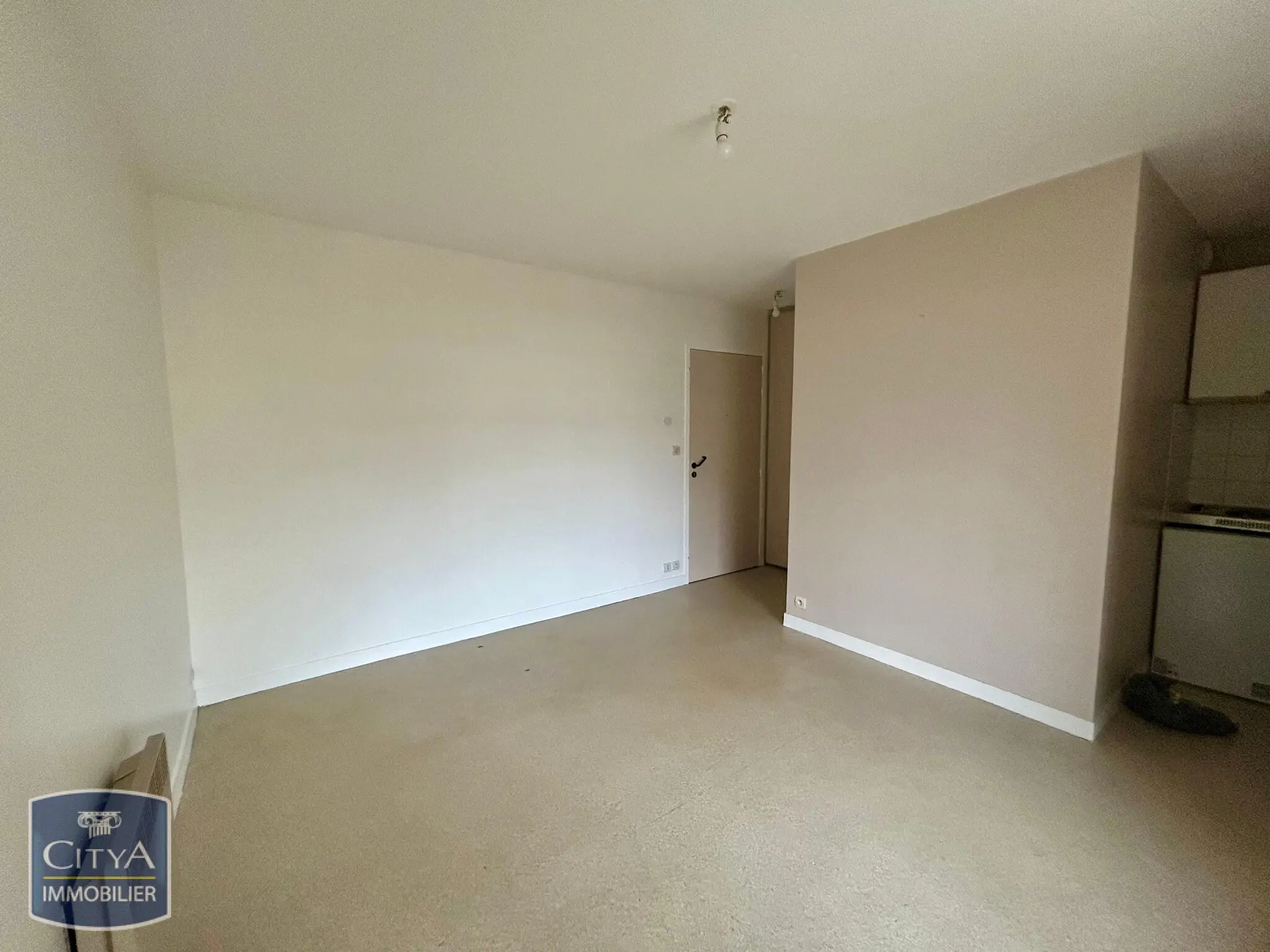 Photo 2 Appartement 1 pièce 19.32m²