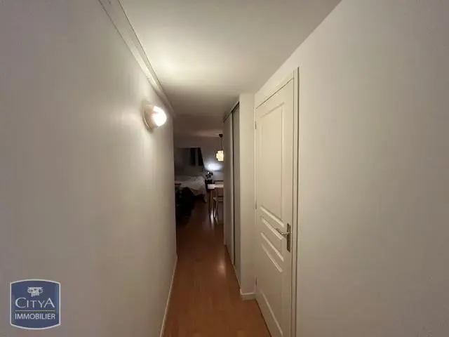 Photo 2 Appartement 1 pièce 30m²