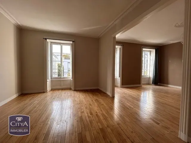 Photo 2 Appartement 4 pièces 135m²