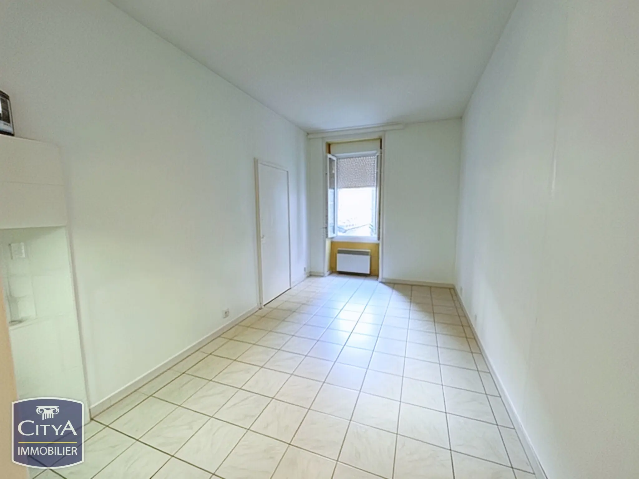 Photo 2 Appartement 1 pièce 22m²