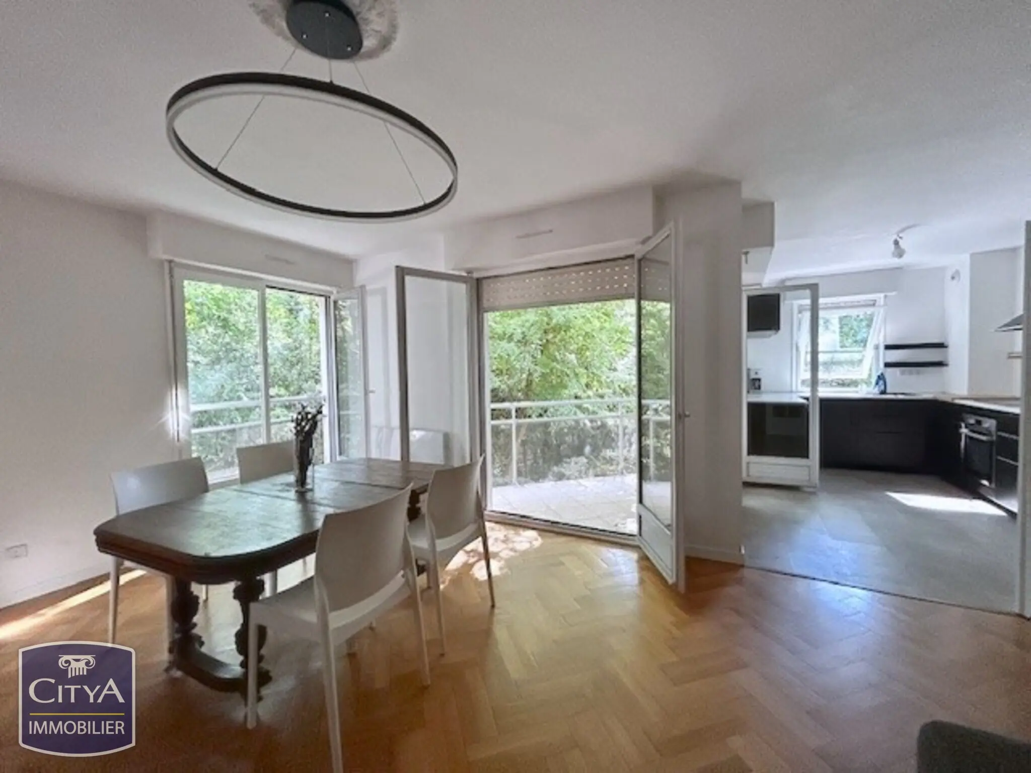 Photo 2 Appartement 4 pièces 84m²