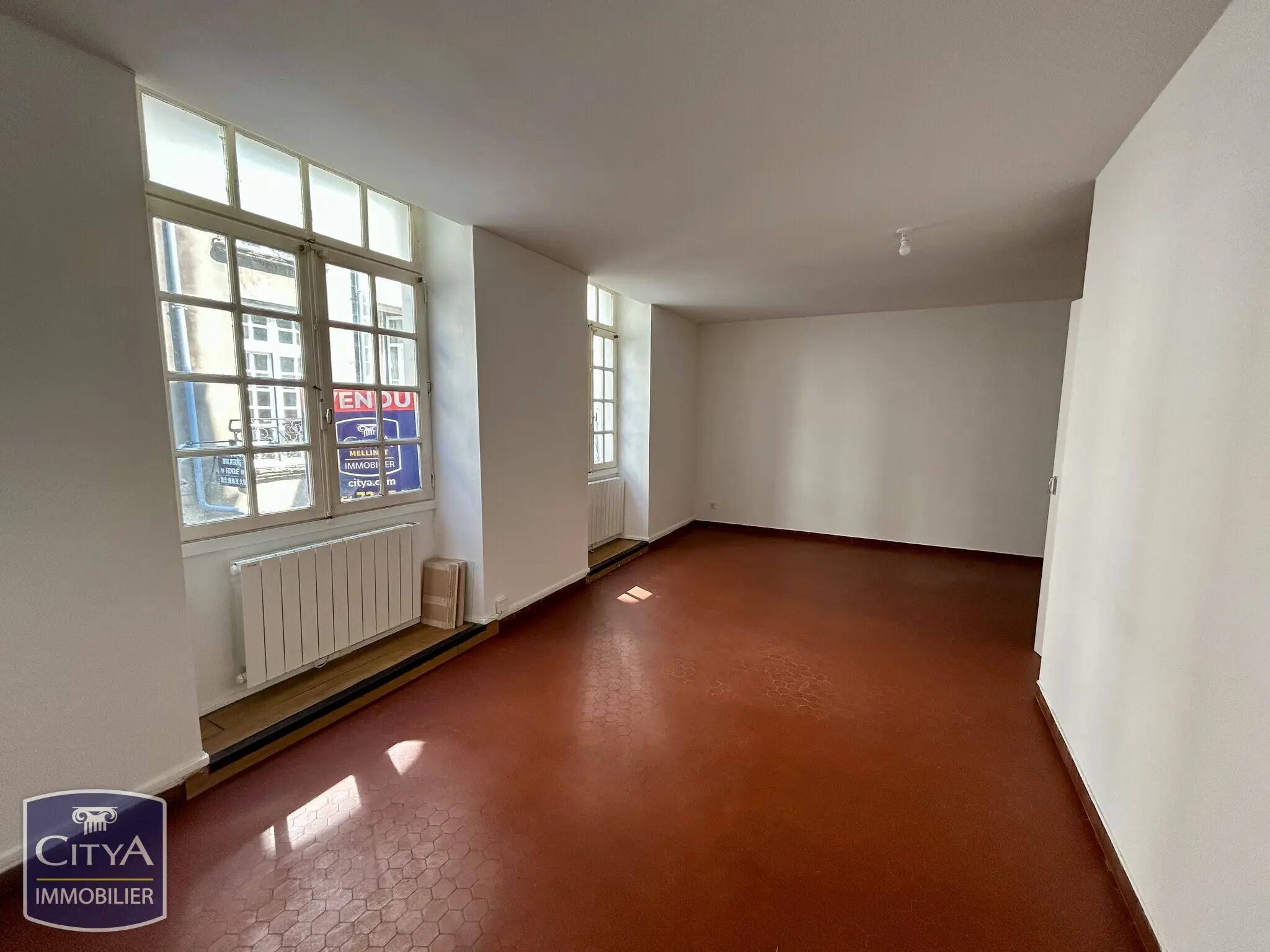 Photo 2 Appartement 1 pièce 32.38m²
