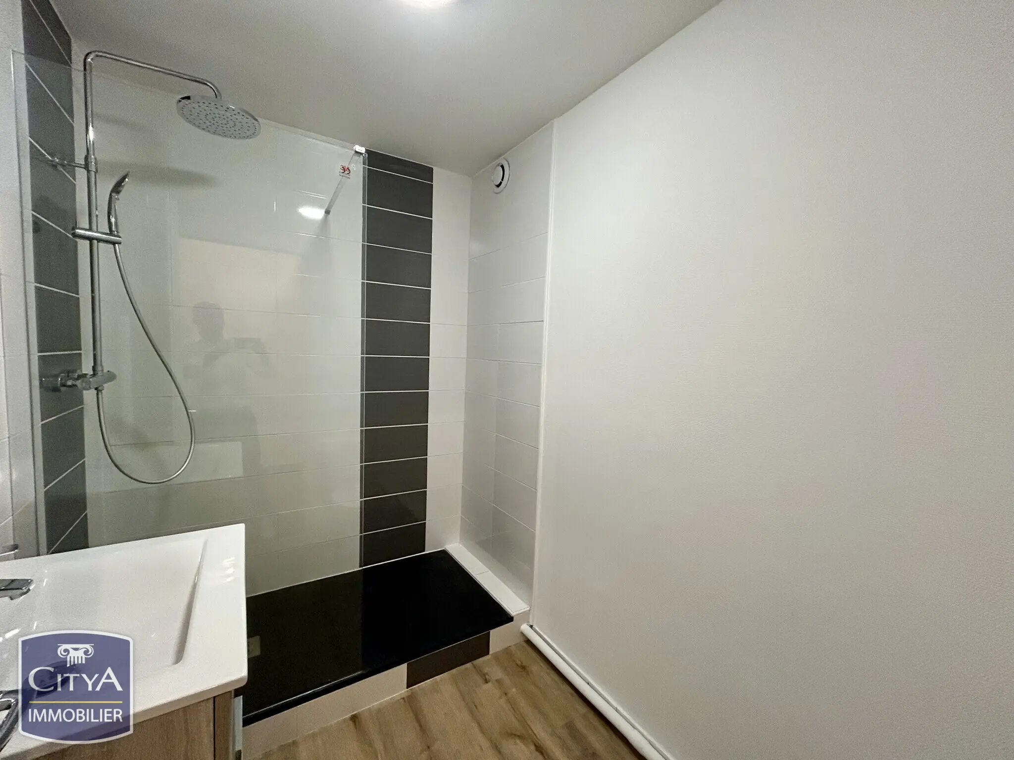 Photo 5 Appartement 1 pièce 32.38m²