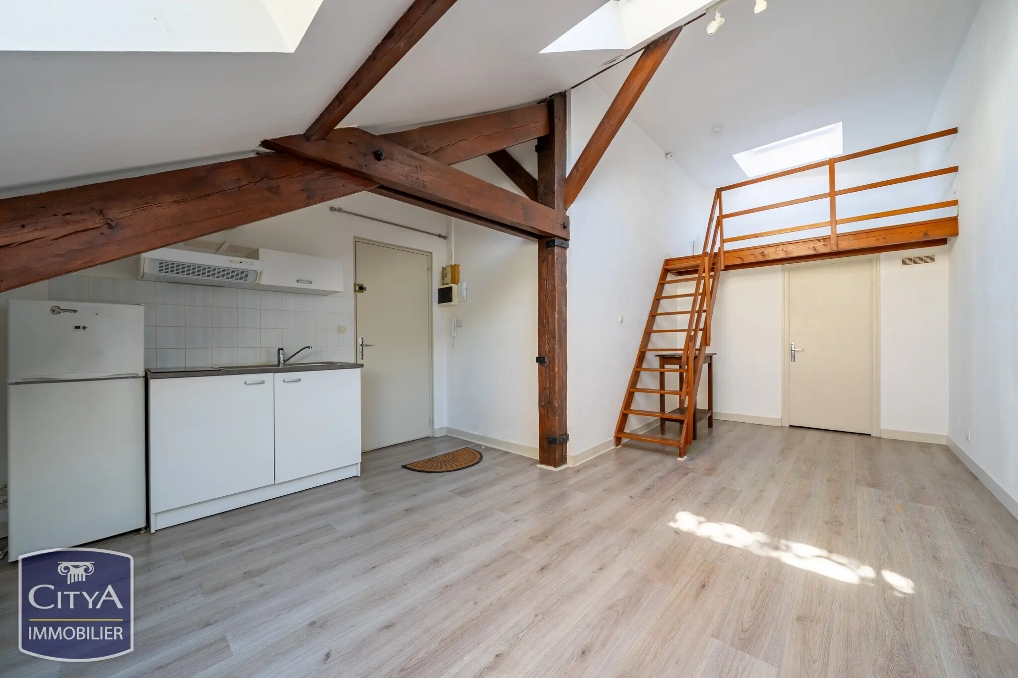Photo 1 Appartement 2 pièces 21.06m²