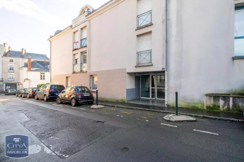 Illustration pour Appartement 1 pièce 17m² Photo Appartement 1 pièce 17m²