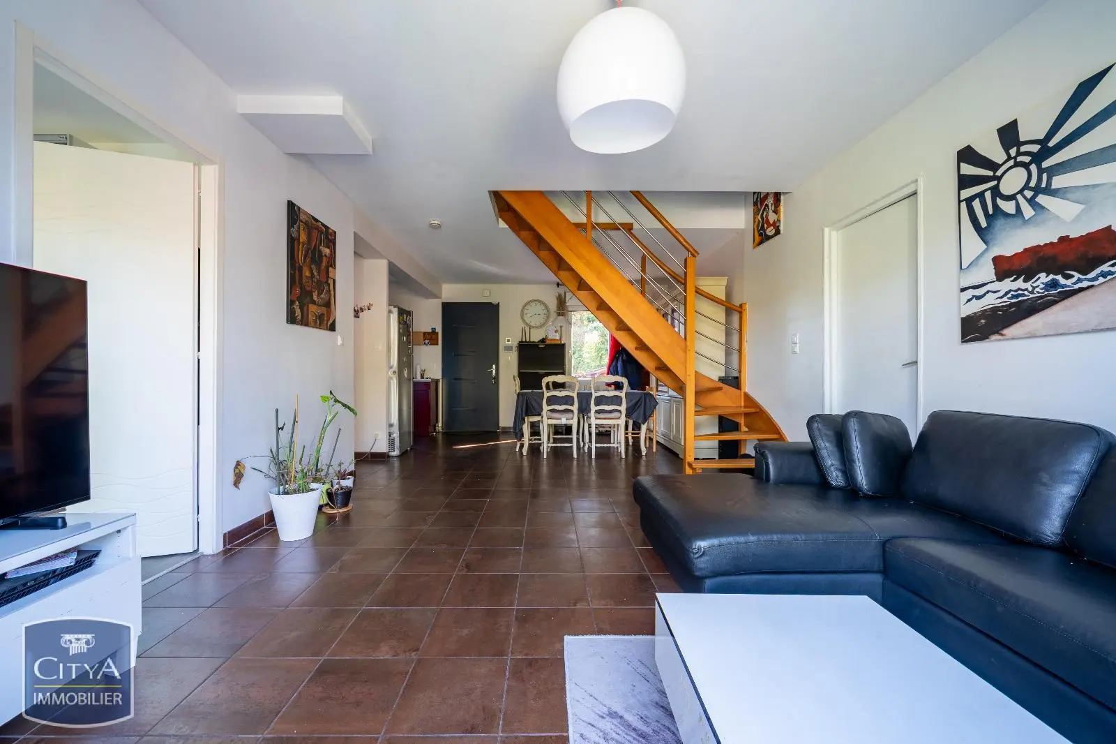 Photo 1 Maison 5 pièces 102m²
