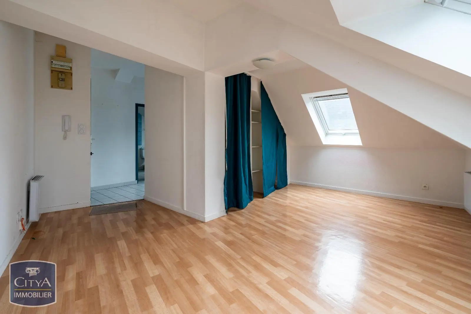 Photo 1 Appartement 1 pièce 30m²