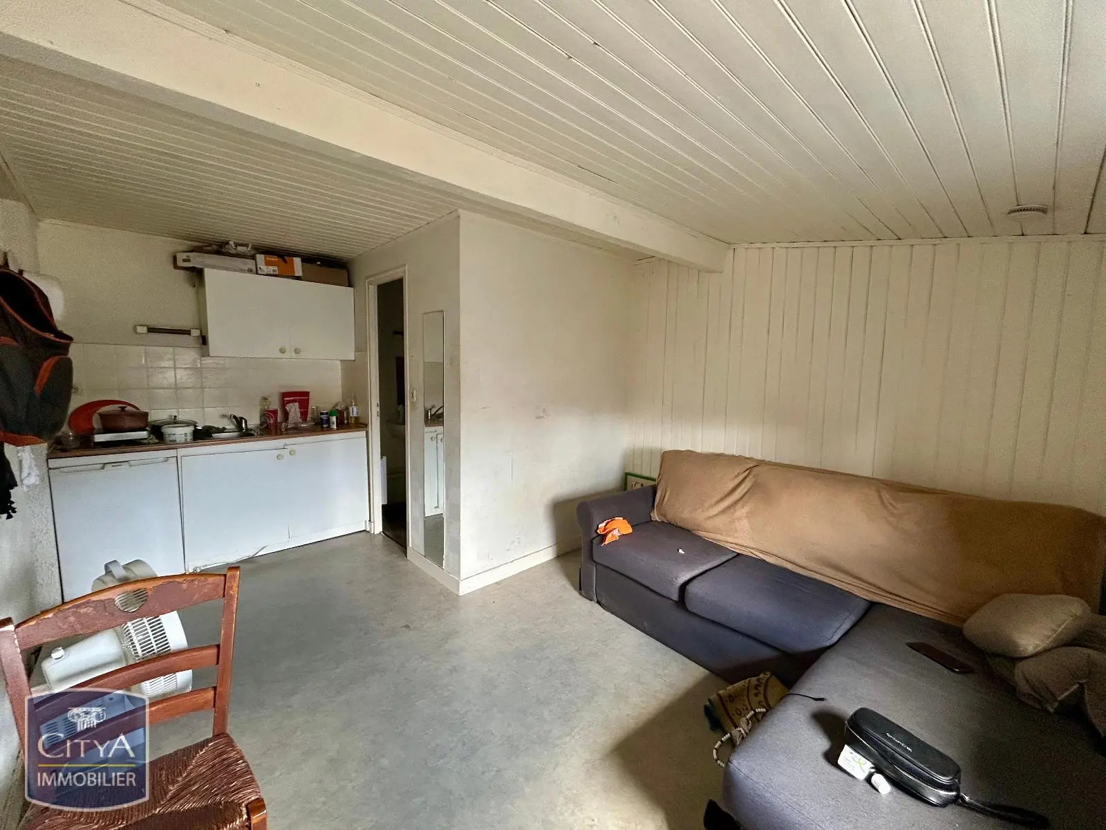 Photo 1 Appartement 1 pièce 17.61m²