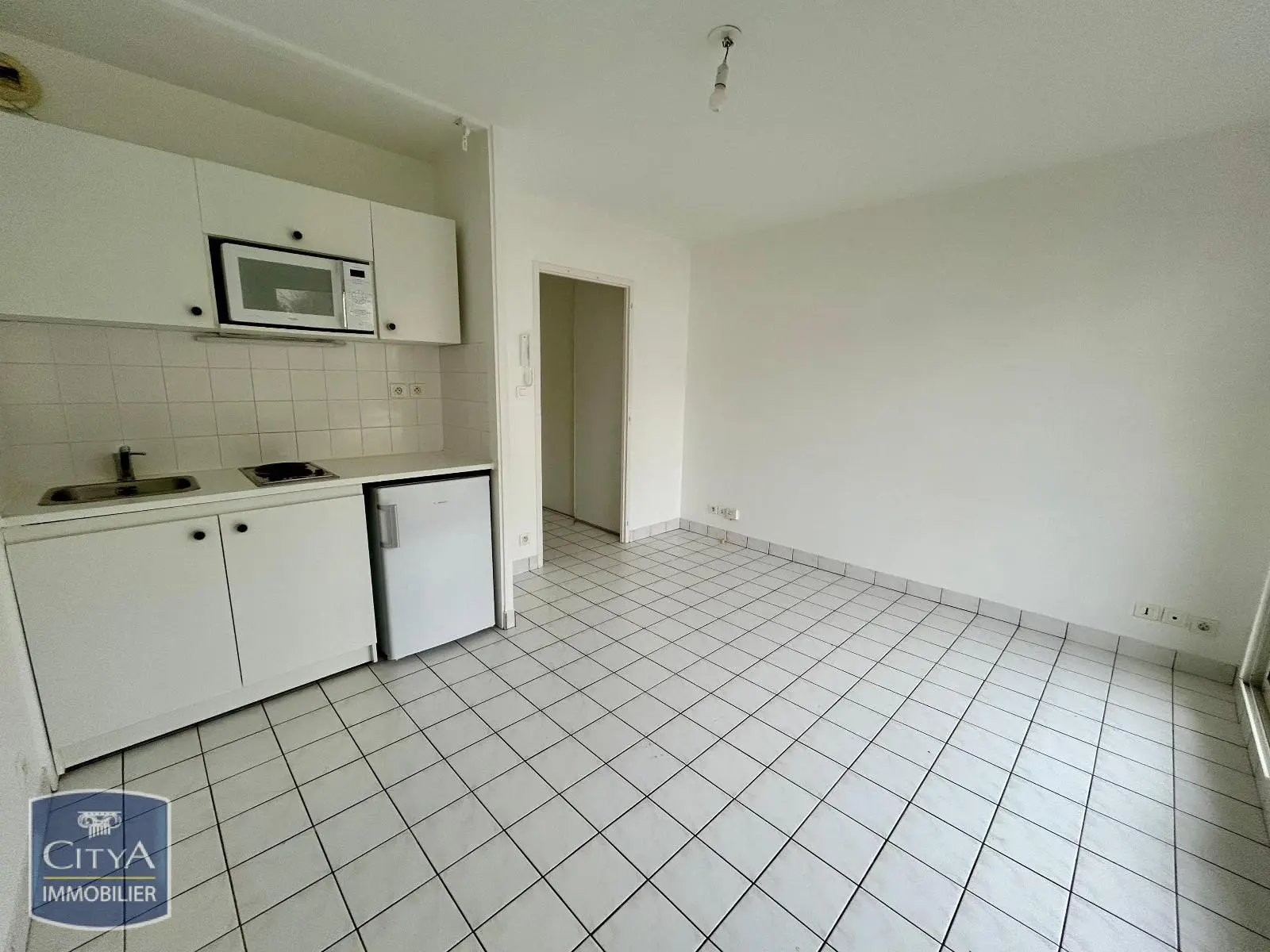 Photo 3 Appartement 1 pièce 18.32m²
