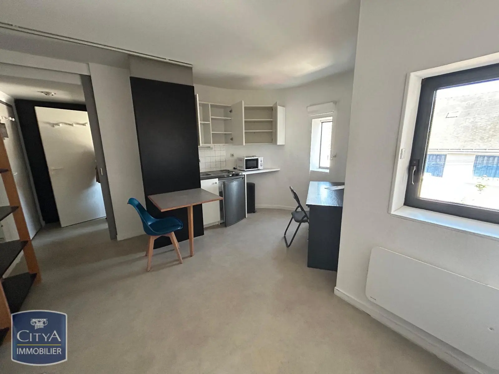 Photo 1 Appartement 1 pièce 18.57m²