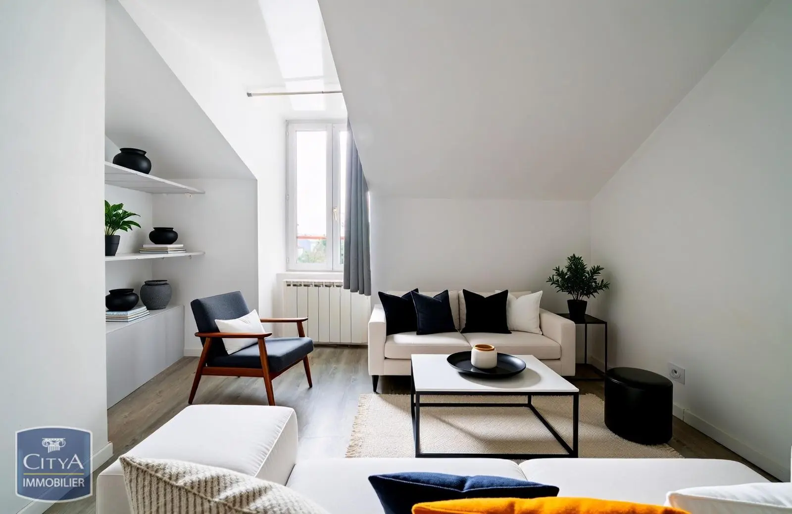 Photo 1 Appartement 2 pièces 22.87m²