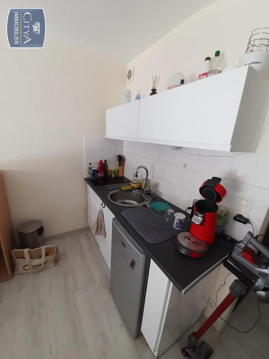 Photo 2 Appartement 1 pièce 24.05m²