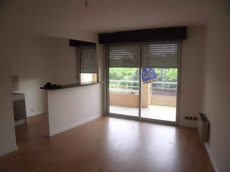 Illustration pour Appartement 1 pièce 31.45m² Photo Appartement 1 pièce 31.45m²