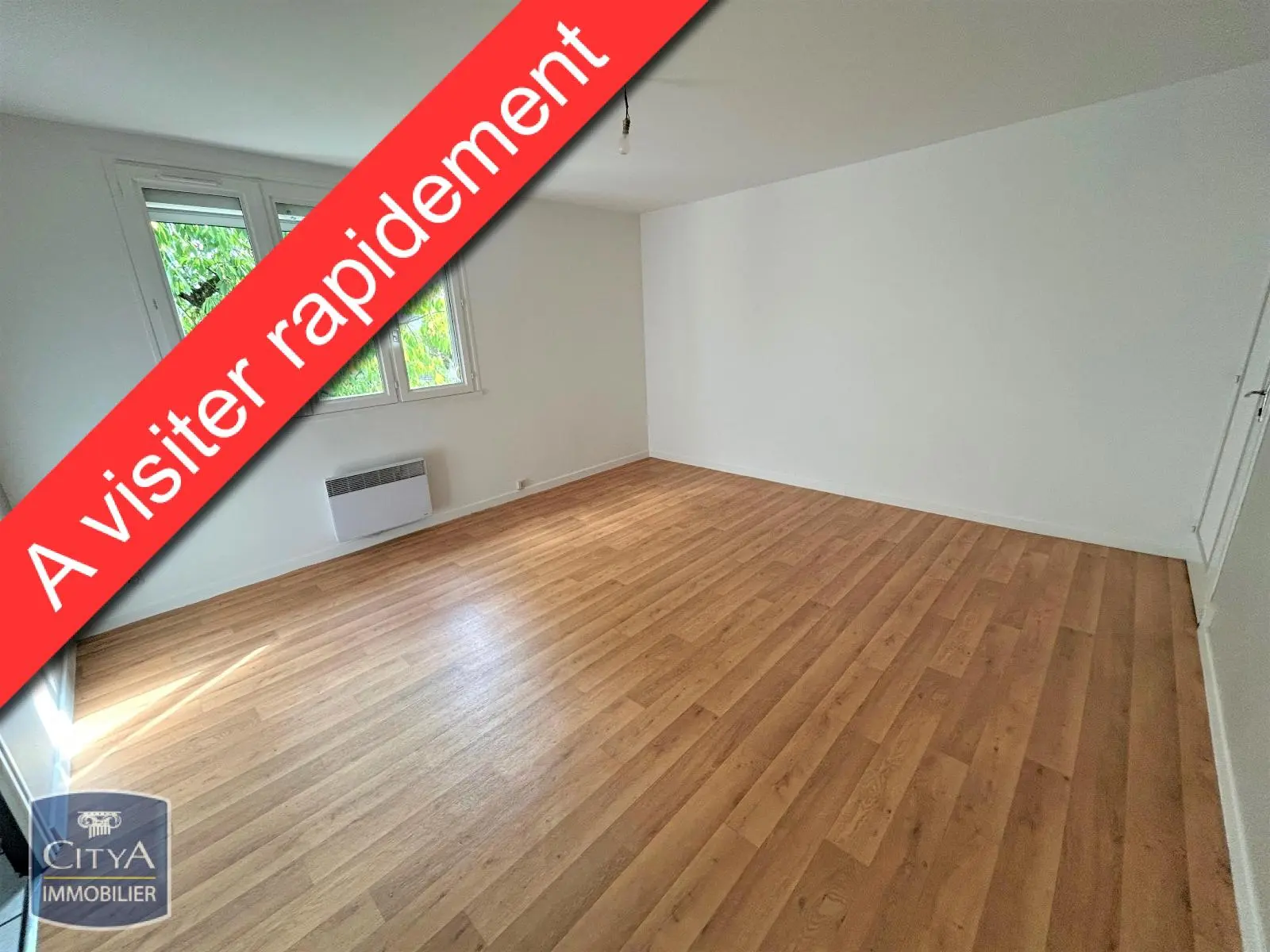 Photo 1 Appartement 1 pièce 30.32m²