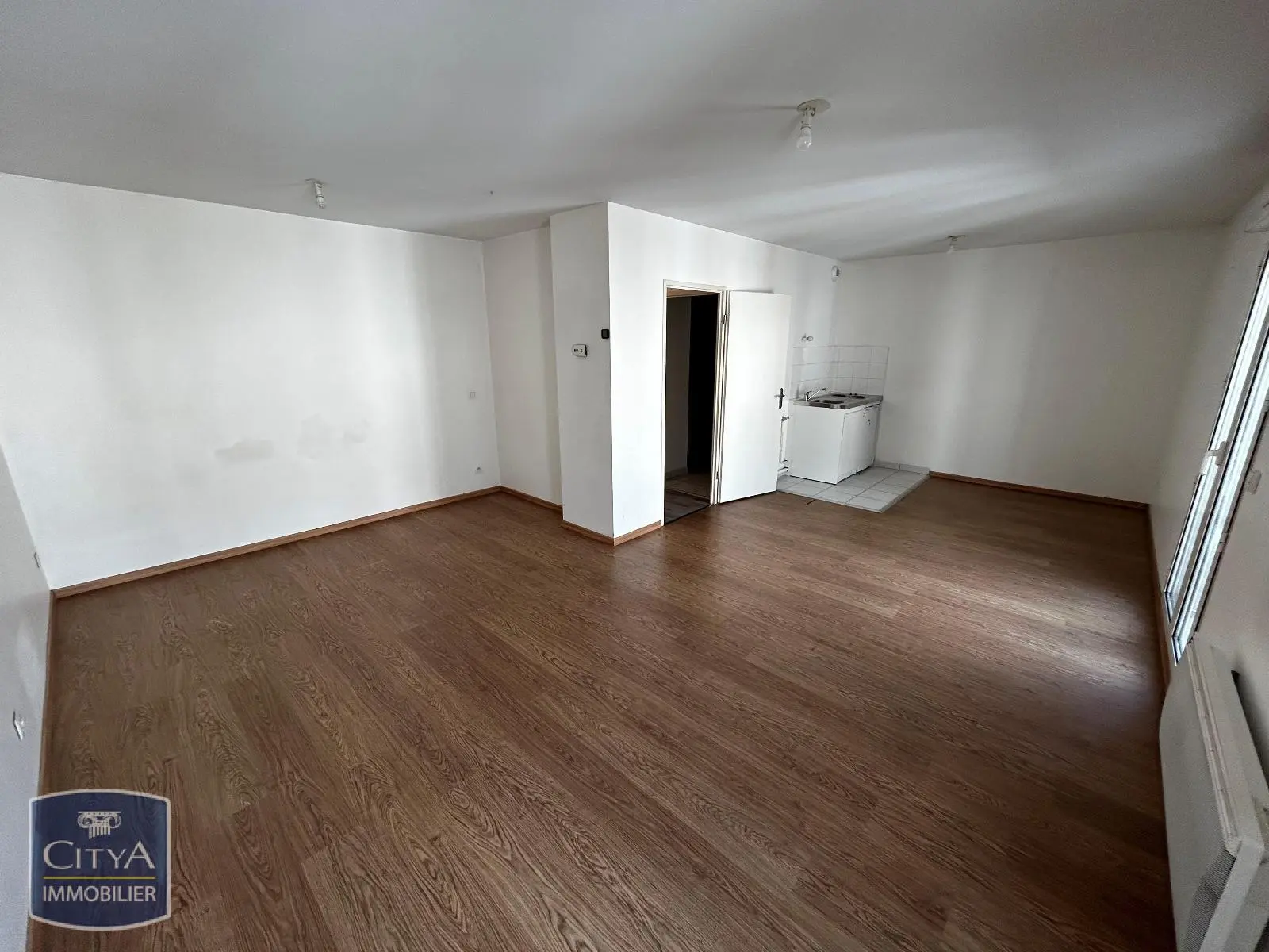 Photo 1 Appartement 1 pièce 38.42m²