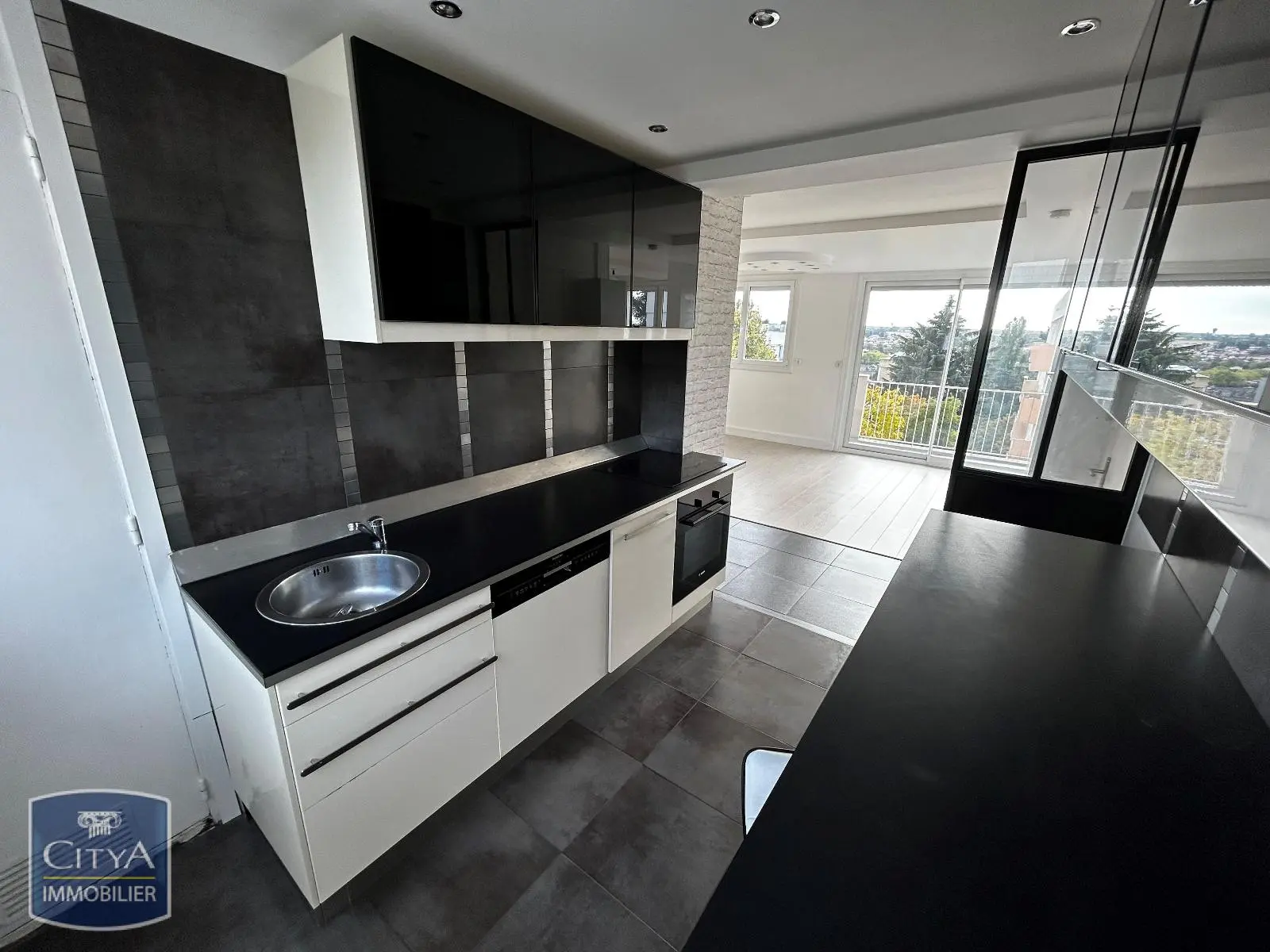 Photo 5 Appartement 4 pièces 65.96m²
