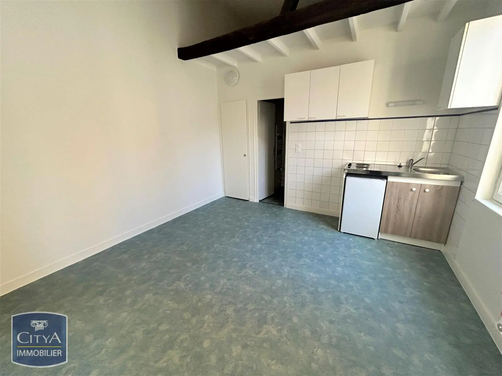 Photo 2 Appartement 1 pièce 31.63m²