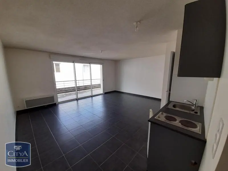 Photo 1 Appartement 1 pièce 32.1m²