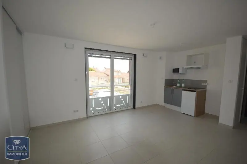 Photo 1 Appartement 1 pièce 26.76m²