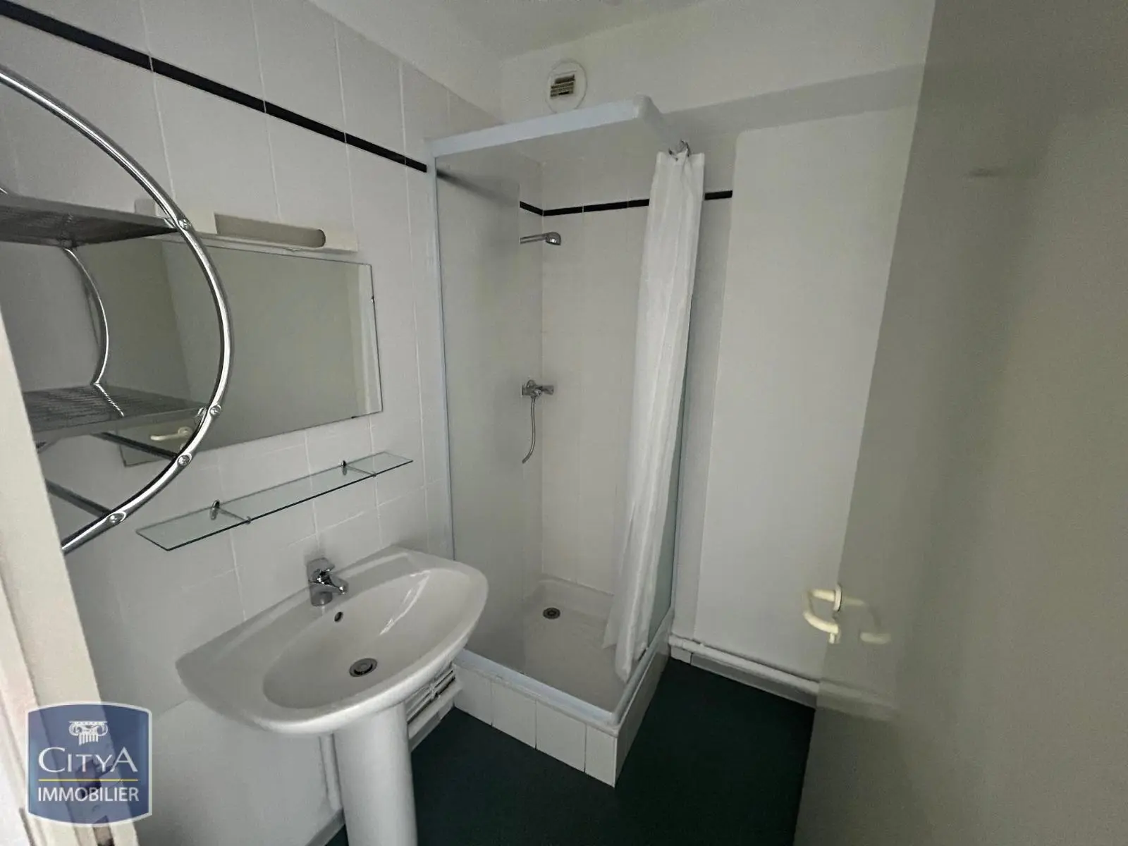 Photo 4 Appartement 1 pièce 19m²
