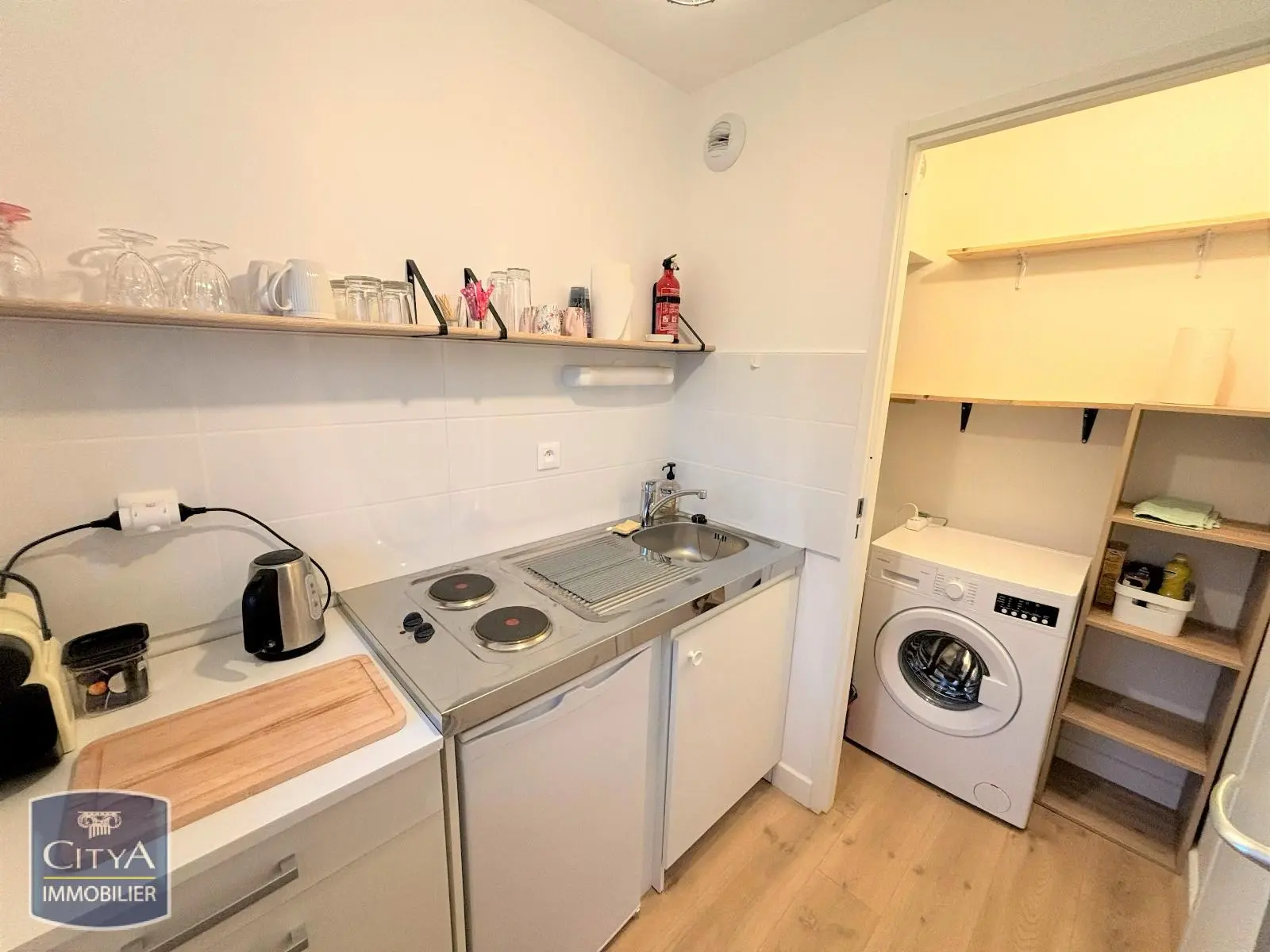 Photo 2 Appartement 1 pièce 28.43m²