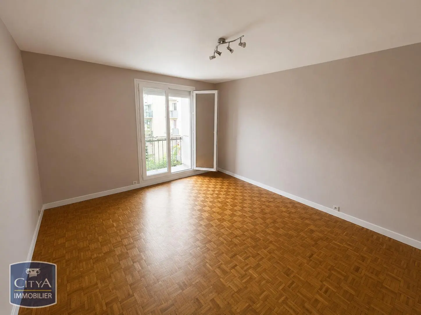 Photo 1 Appartement 3 pièces 55m²