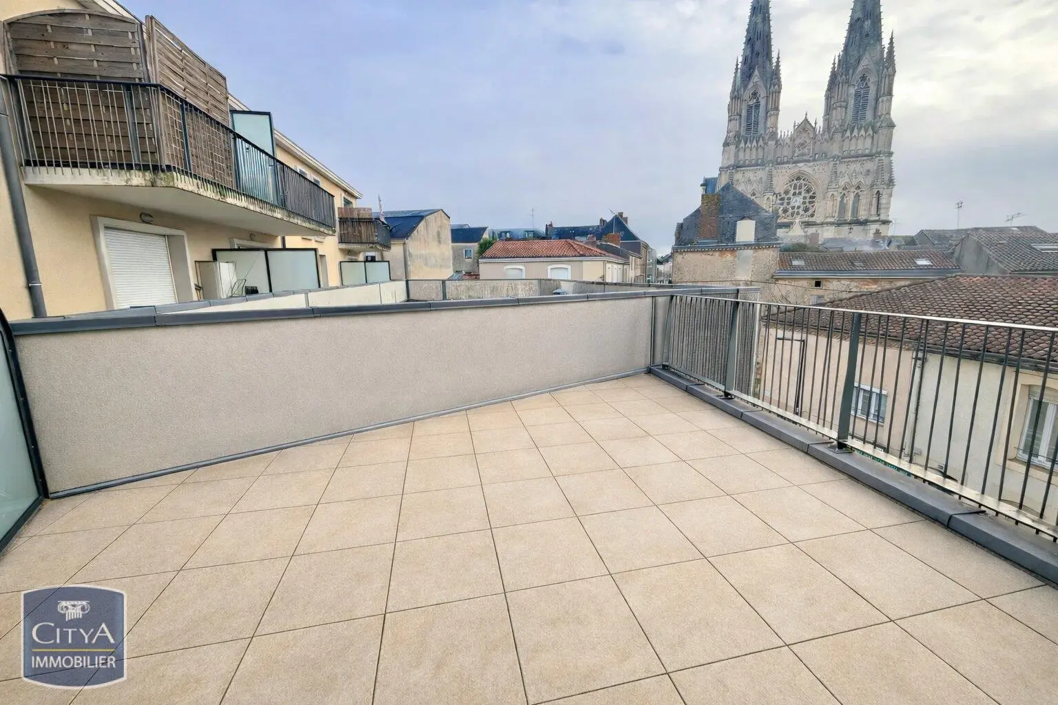 Photo 1 Appartement 4 pièces 83.9m²