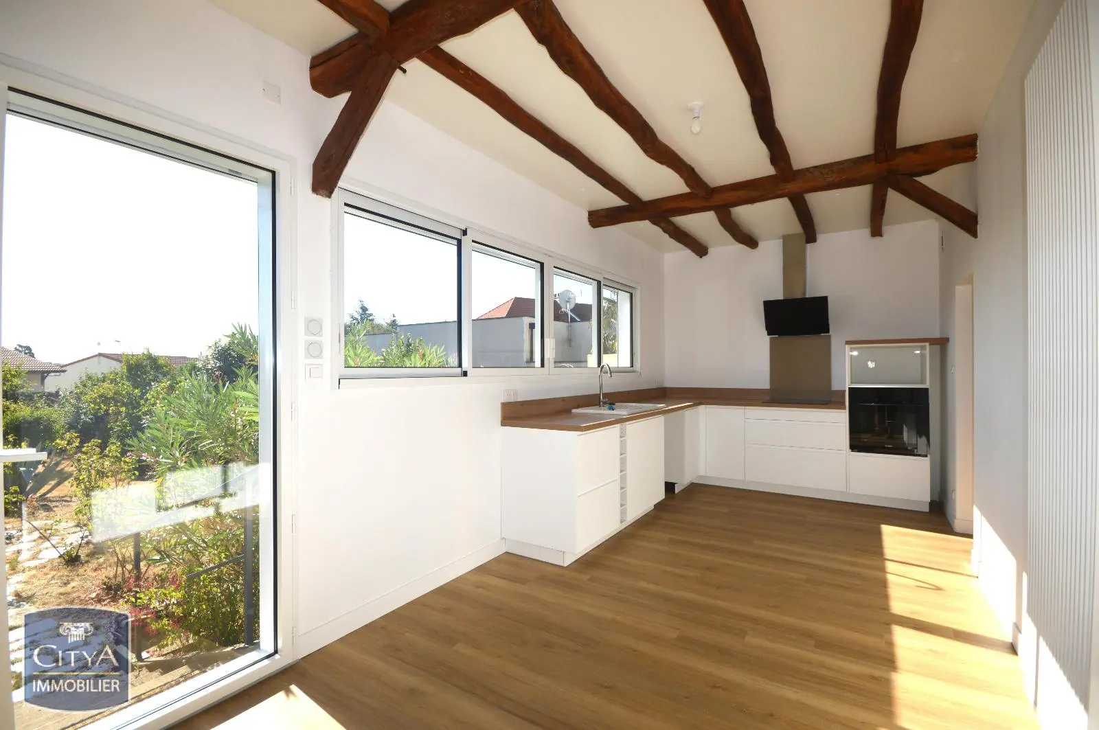 Photo 1 Maison 5 pièces 127.82m²