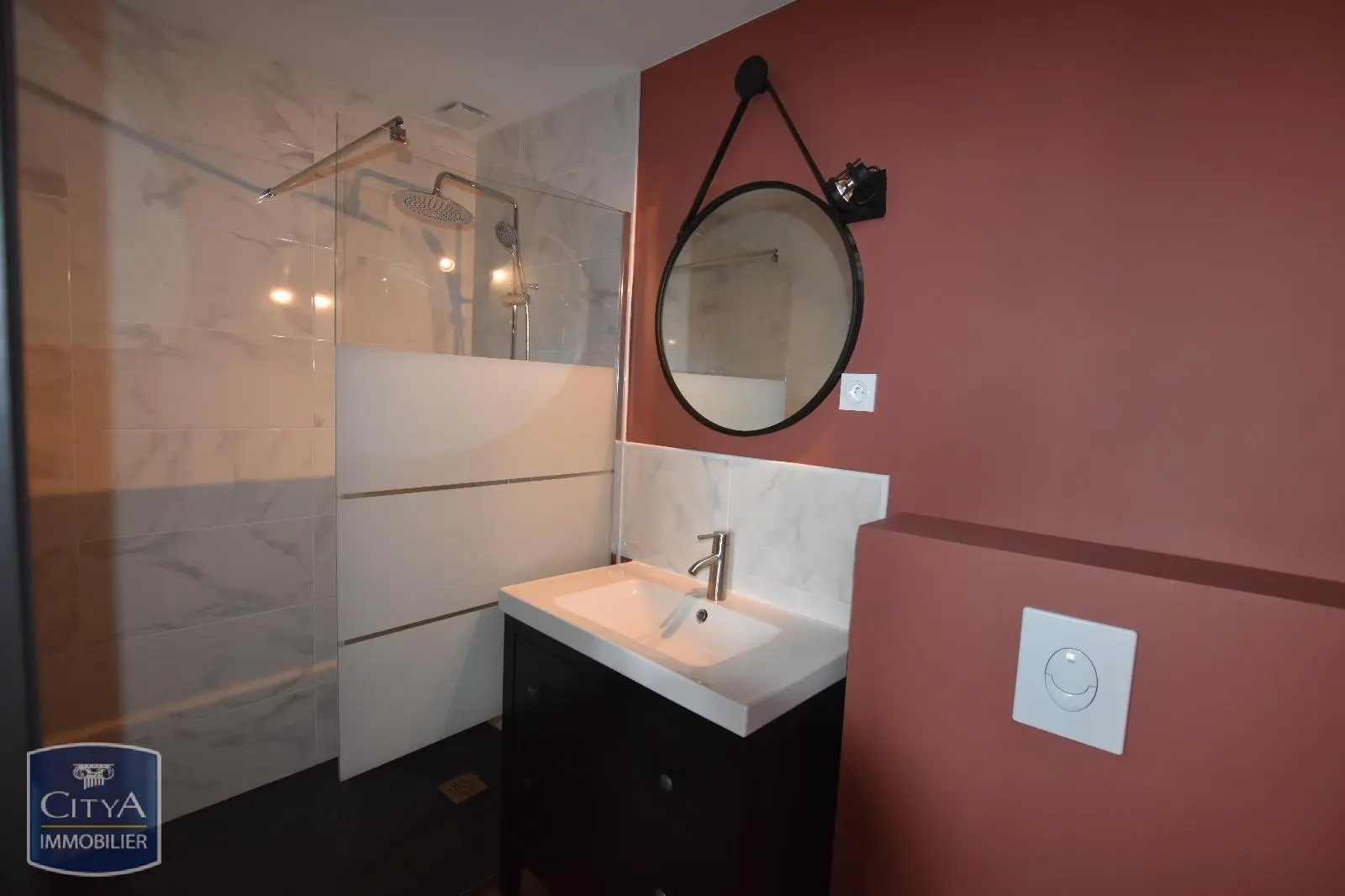 Photo 2 Appartement 1 pièce 21.06m²