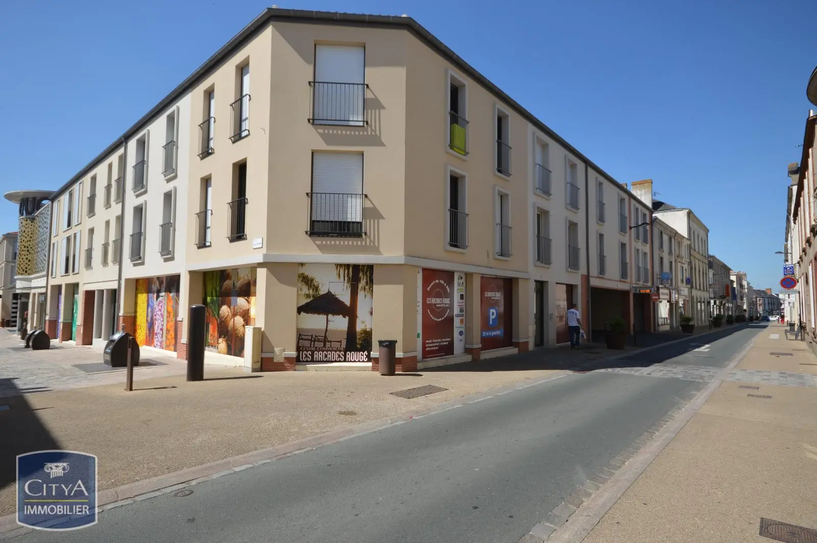CHOLET CENTRE VILLE LOCATION T1 PARKING