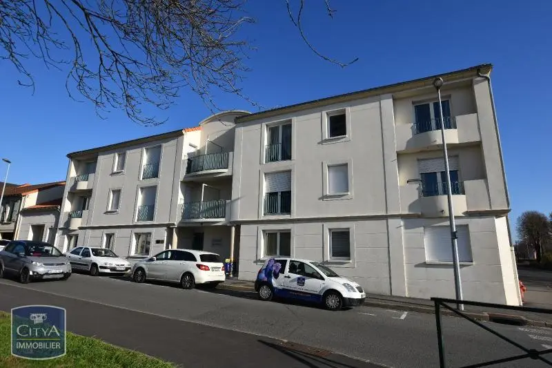 Photo 1 Appartement 1 pièce 28.42m²