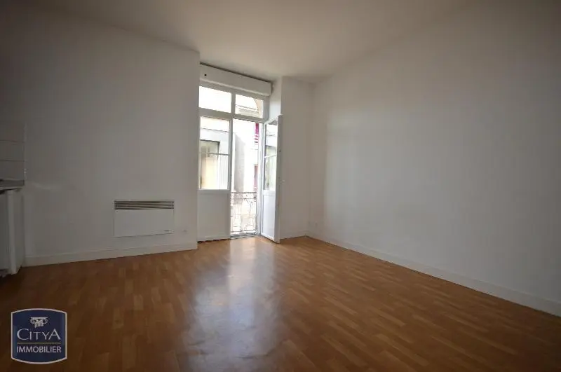 Photo 2 Appartement 1 pièce 18.5m²