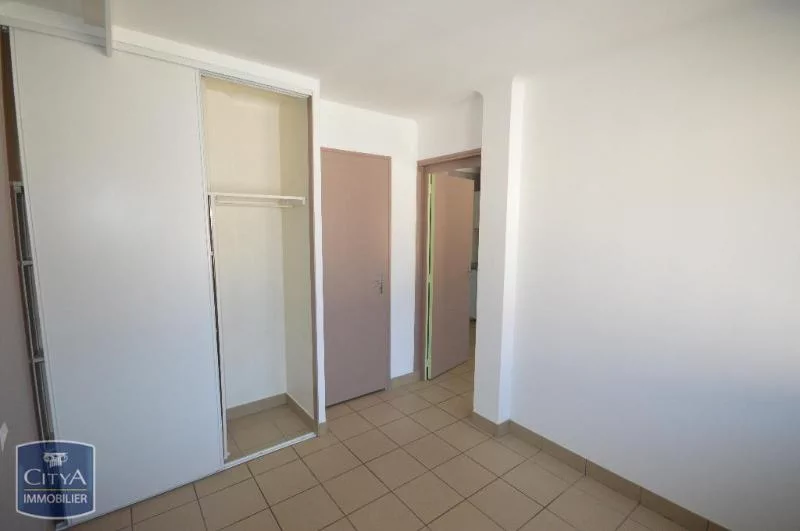location T2 cholet