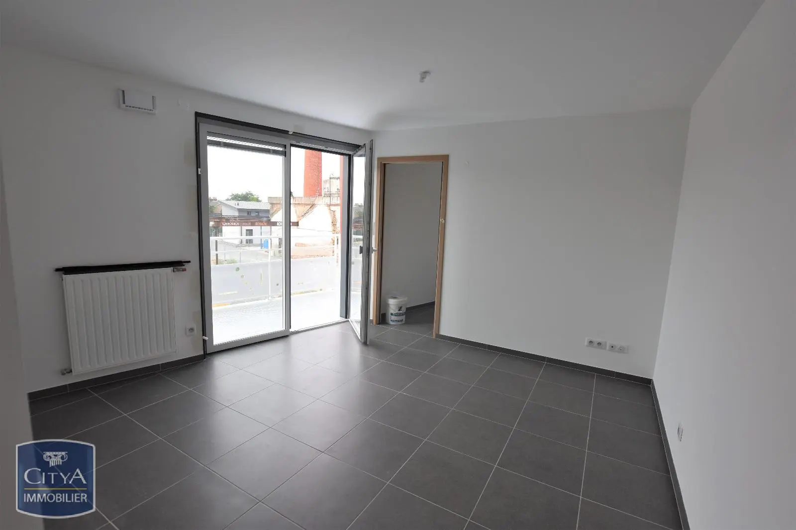 Photo 1 Appartement 1 pièce 31.5m²
