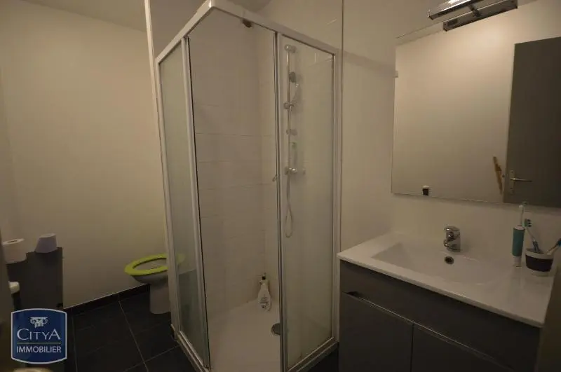 Photo 2 Appartement 1 pièce 32.1m²